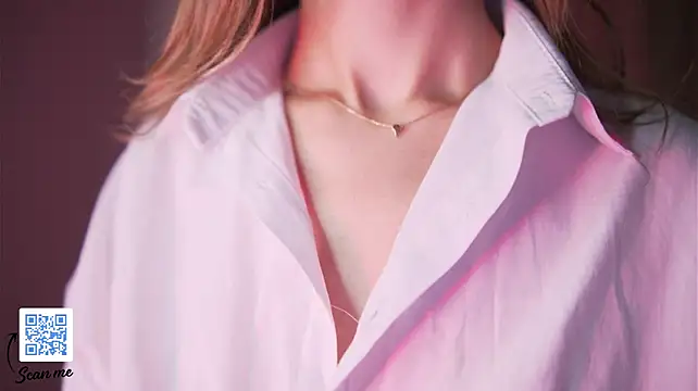 FayeLivingston - take off my top