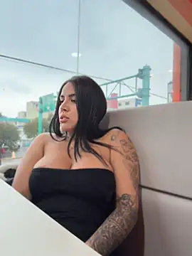 Nalgonasex_ - SQUIRTING IN THE RESTAURANT 💦💦💦