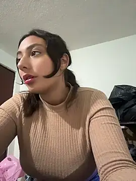 Caroline_bennett - I take off the bar