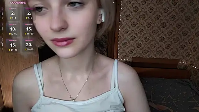 Smartemilia - take off my t-shirt