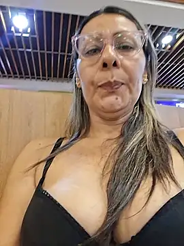 Mia-funny20 - Showing nipples in public