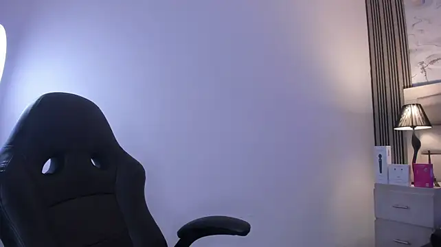 AmberGreyy_ - Bounce my big boobs