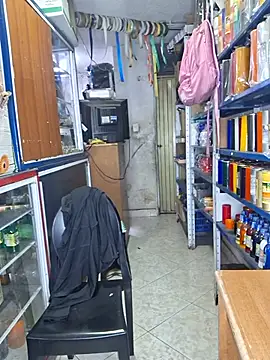 Isa_bella95 - Shows naked shop