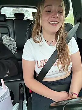 Sashapulse - He masturbates me until squirt 💦🚗