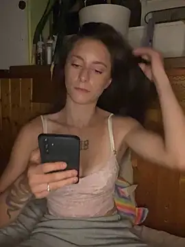 TeenLeonie18 - 🍒Show my Boobs 5 min
