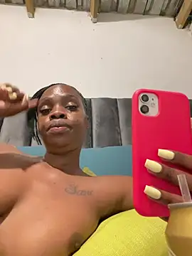 LuciousLips96 - Last tipper request anything