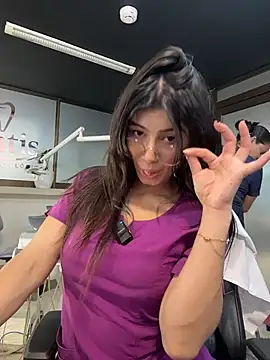 Iris_cuteface - hot massage on tits 🙈😍