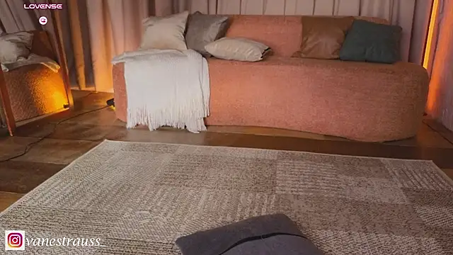 Vanestraus - get your dick hard 🍆🔥