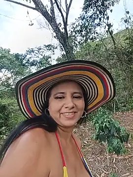 Esmeralda_li - Masturbation on the motorbike with Domy