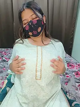 YOUR_GF_ - Show boobies 🥵
