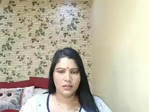 XIndianintimacy - looking for a nawty boy