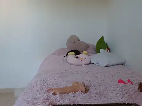 Milfevha - fingers inside the pussy