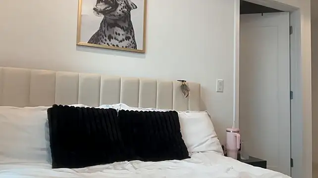 TaylorxViolet - top and bottoms off!