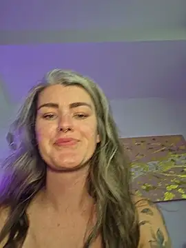 Lilmissvyx - Sit pussy on your face