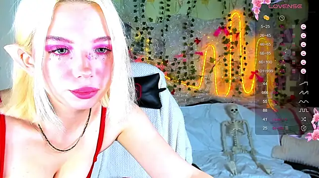 Akari-moon - sexy doggy stail and tease witht my but