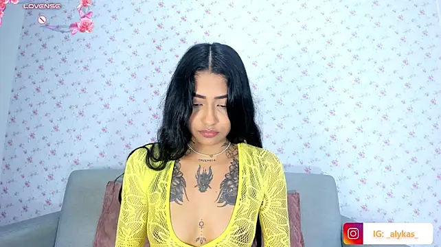 Alykass - Show hot cameltoe + Ahegao