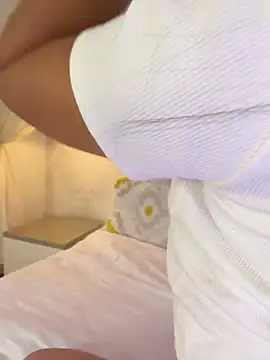 AlessiaVallmont - Intense TORSO ride back & forth