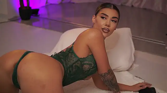 NatyDesiree - ride showww