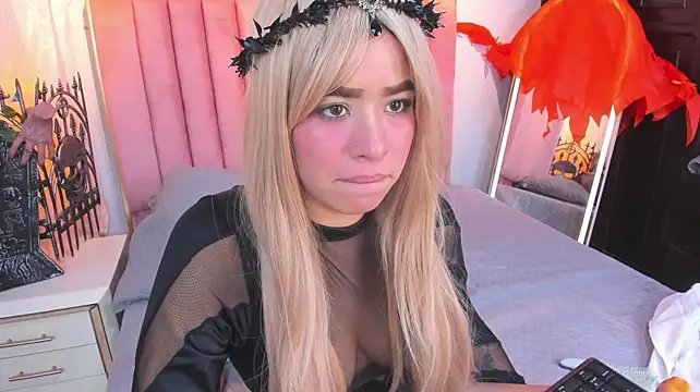 SofiiBuitrago - Dildo in action inside pussy ❤️‍🔥❤️‍🔥