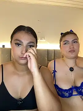 Nicolexxaleja - show ass both