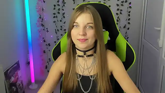 LuckyKinsley - Teasing dance