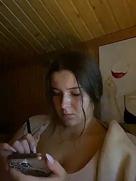 MewKate - show tits