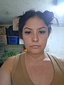 Isa_bella95 - Shows naked shop
