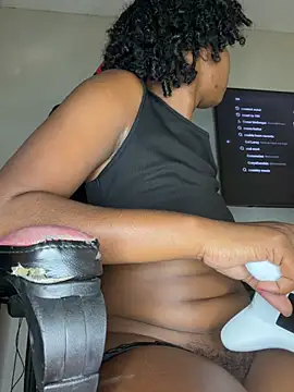 Ebony_Queeenx - Domi in ass + pov squirt show