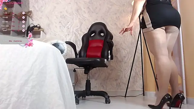 Sara_Gomez - Wiggle toes