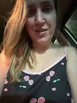 Bia_sexynovaes - Bia faz siririca dentro do carro 🚗
