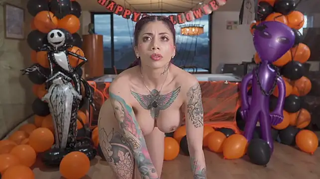 Nuryforerogh_ - 4 fingers in ass