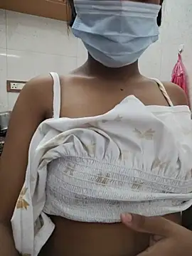 Mini-cutie - Boobs and oil show
