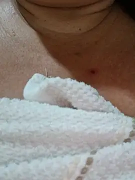 HotXXXgirl_01 - Desnudo enlacalle🍑🍒🍆