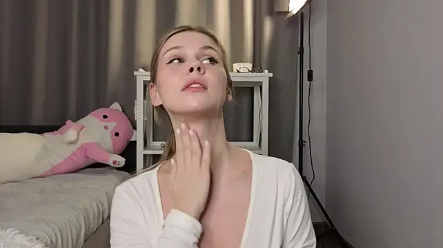 Herminasouth - sensual touch my ass + close up