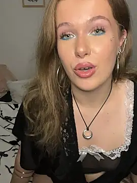 HannahMontana18 - Go doggy 1 min+ 20 slaps 💜