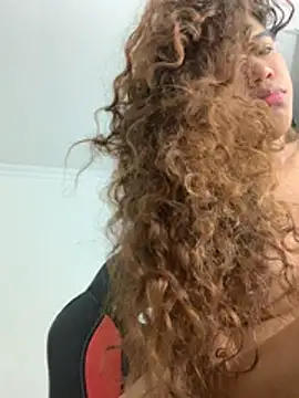 JULIETTA-G - Twerking en 4