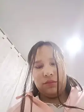 Alison_Donson - 3 fingers in Pussy
