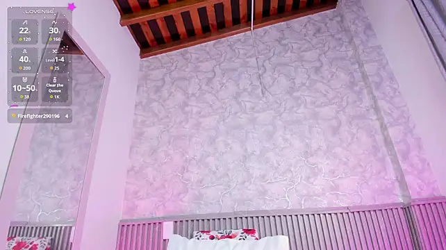 Reichel05_ - Show pussy close up 👅