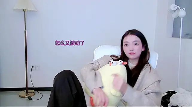 Lili-6677 - 脱掉内衣播30分钟