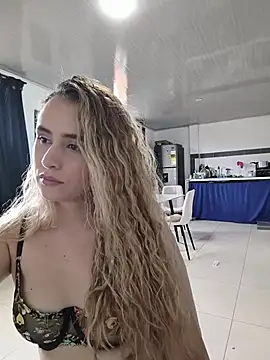 Ariasterliing - Dildo in my pussy, very fast