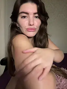 FionaLaNice - Fuck pussy with dildo