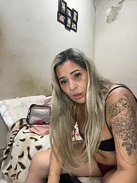 Lindinha-sexy - se arrumando com a lindinha