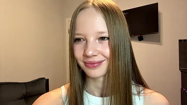 DionnaStrech - my smile will make ur day brighter <3