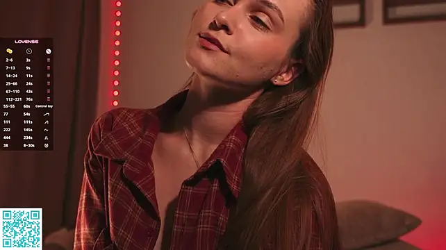 Lllbombshelll - scratch my ass