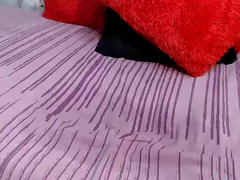 Emilyxrosse - I put two dildos inside my pussy. 🥵