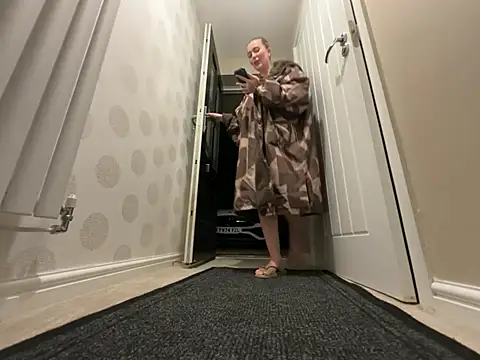 Lola_raeXX - Nickers Off