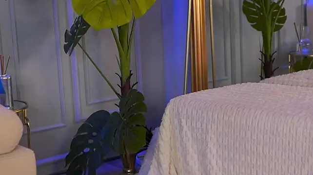CamillaStarrX - Bra Off🥵