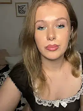 HannahMontana18
