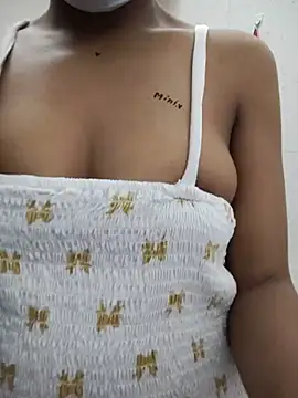 Mini-cutie - Boobs and oil show