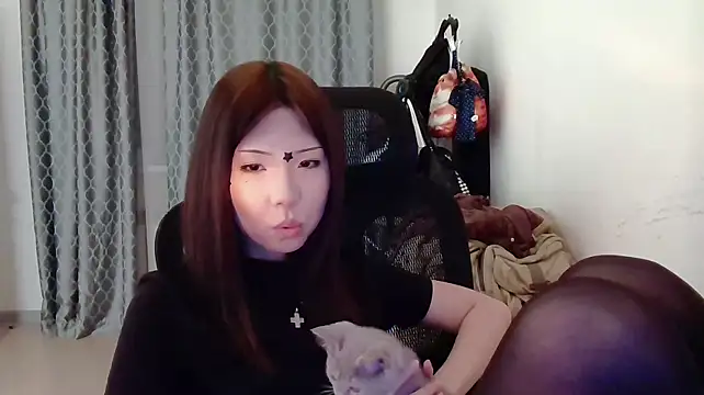 AprilOnilll